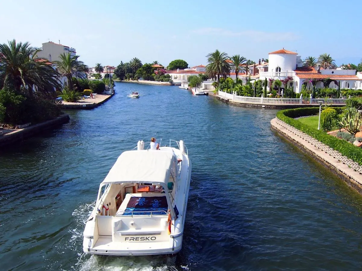 Apartment Club Nautic-22 By Interhome Empuriabrava Spanje
